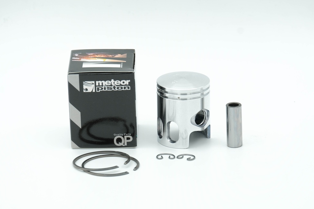 P1901 PISTON CPI-KEEWAY FLASH-HURRICANE 50 D. 40 with windows